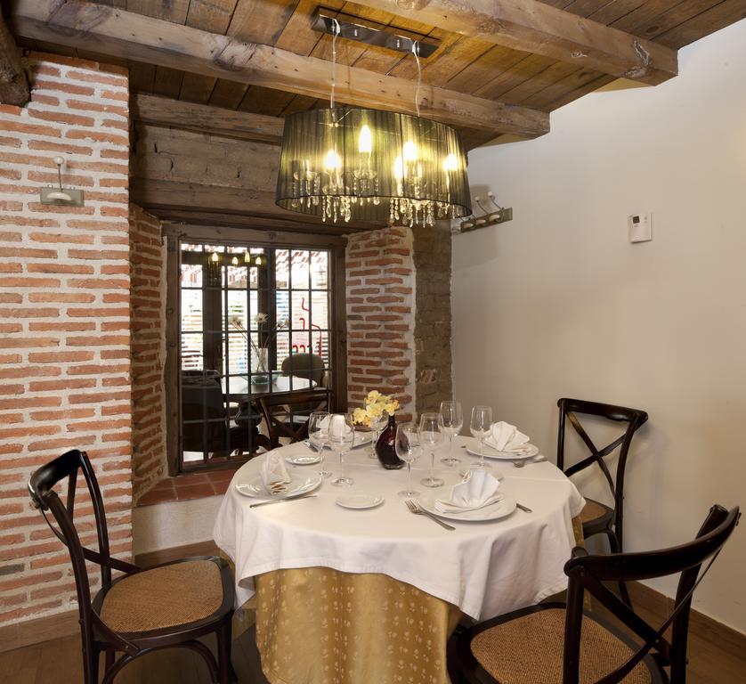 Hosteria Del Mudejar Avila Velayos Екстериор снимка